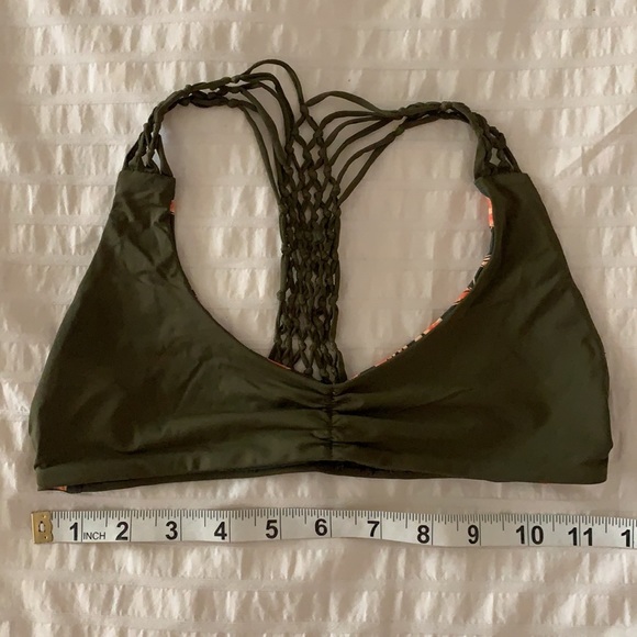 Floral and Green Swim Top // - Picture 4 of 4